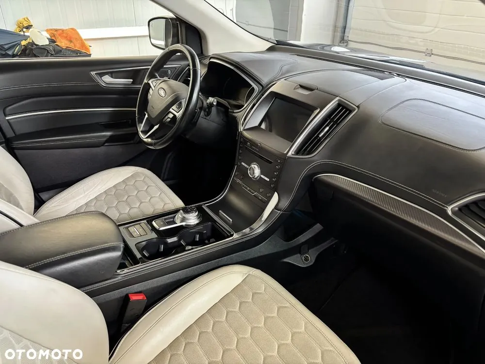 Ford Edge 2019 photo 2