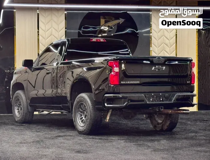 Chevrolet Silverado 2021 photo 3