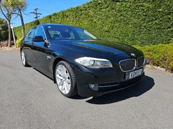 BMW 528I 2010 photo 3