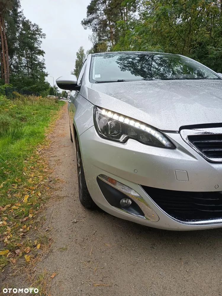 Peugeot 308 2016 photo 2