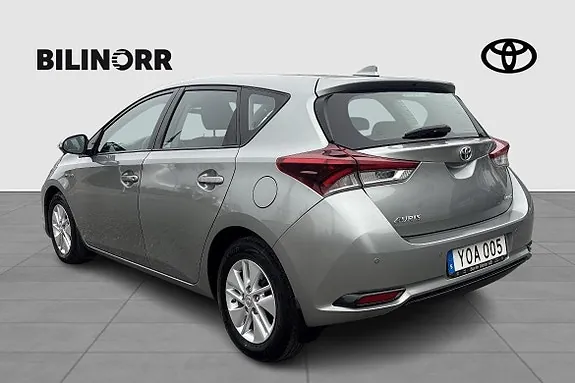 Toyota Auris 2018 photo 5