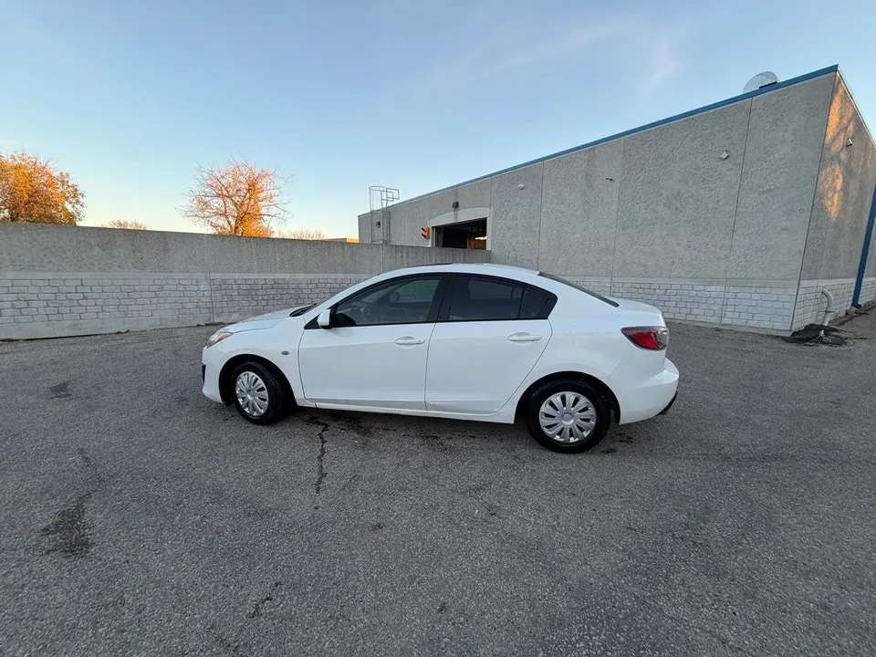 Mazda 3 2010 photo 5