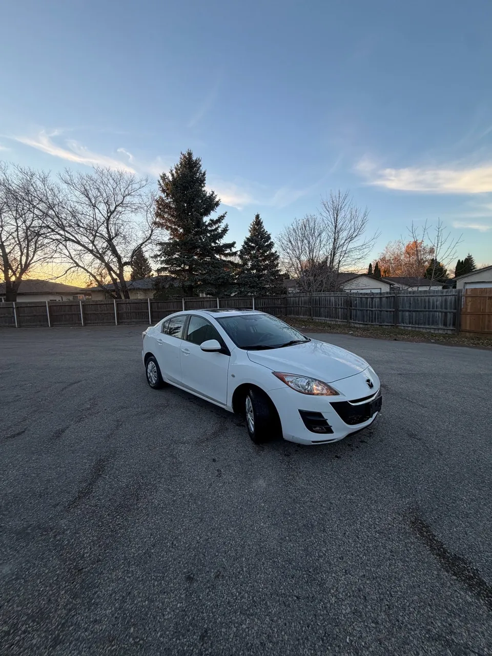 Mazda 3 2010 photo 2