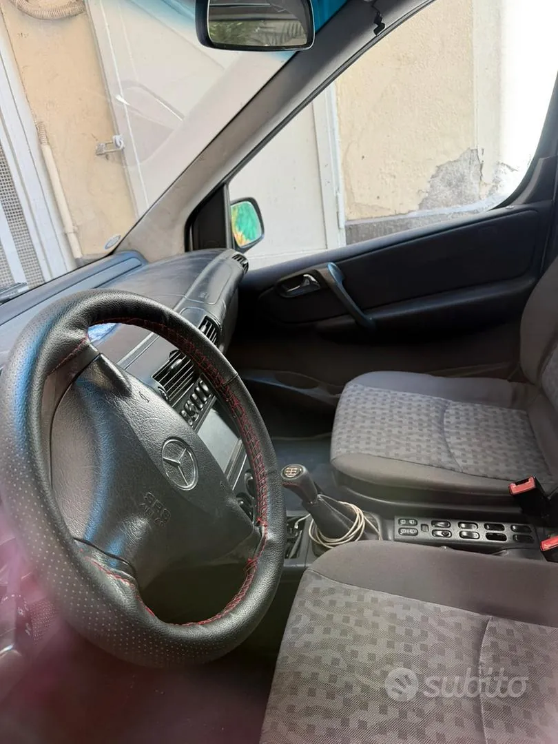 Mercedes-Benz Vaneo 2002 photo 3