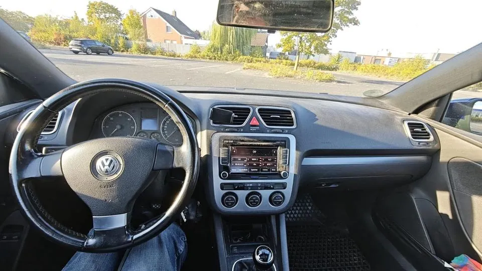 Volkswagen Eos