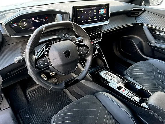 Peugeot 2008 2025 photo 4