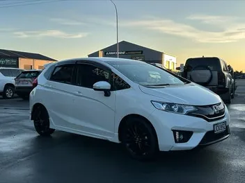 Honda Jazz 2015 photo 3