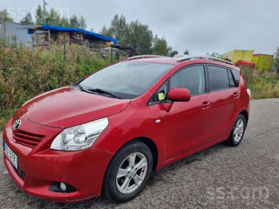 Toyota Verso 2011 photo 3