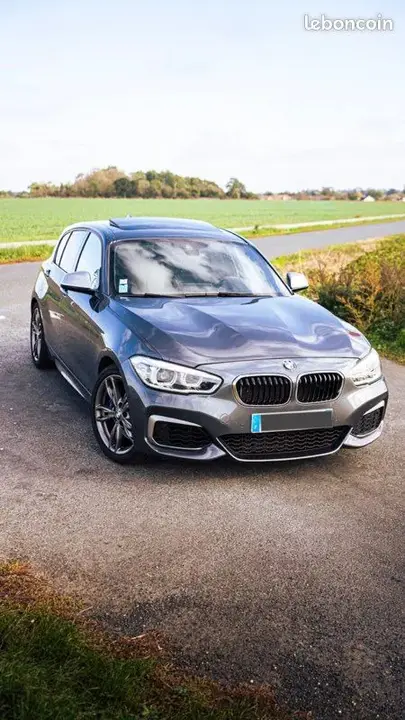 BMW Series 1 2016 photo 2