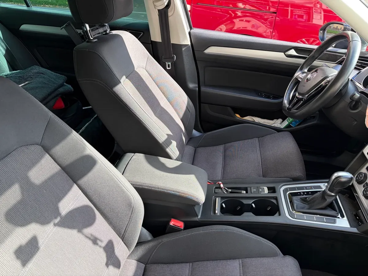 Volkswagen Passat 2018 photo 3