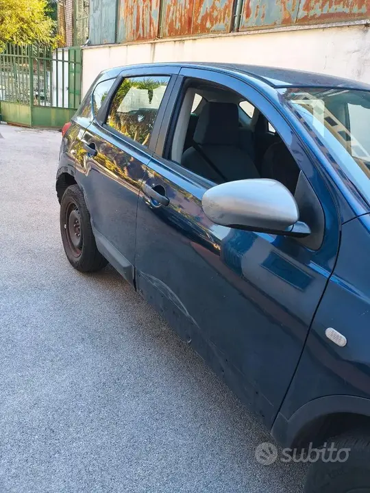 Nissan Qashqai 2007 photo 2