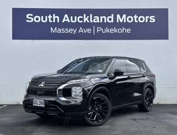 Mitsubishi Outlander 2024 photo 2