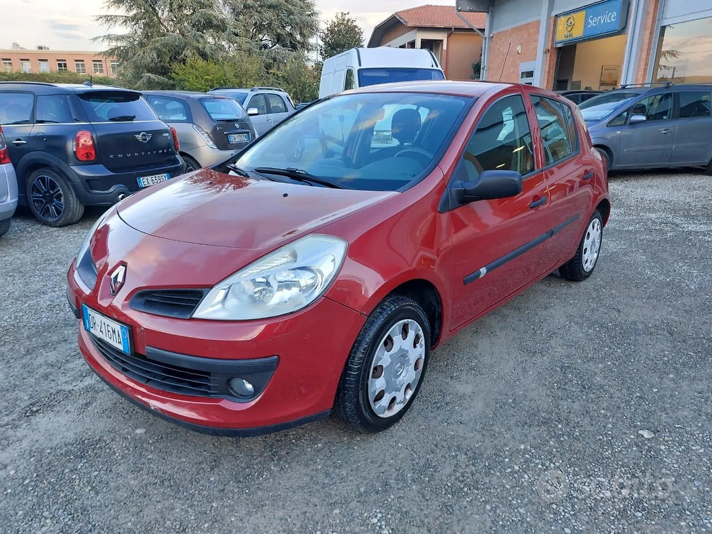 Renault Clio 2008 photo 3