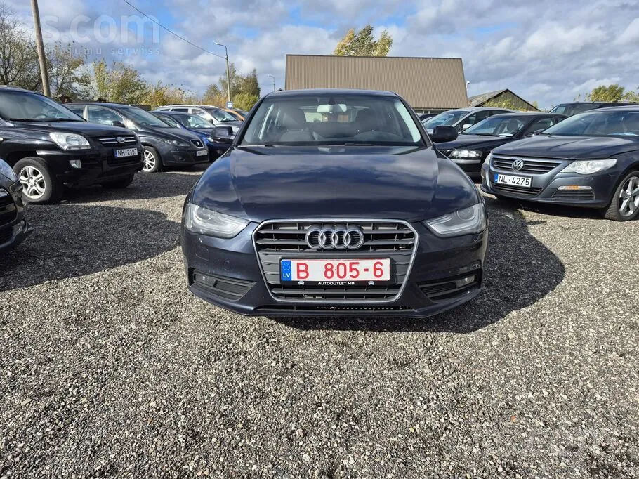 Audi A4 2012 photo 2