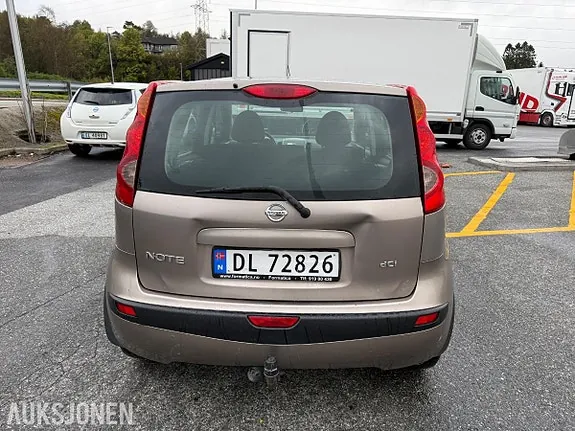 Nissan Note 2007 photo 4