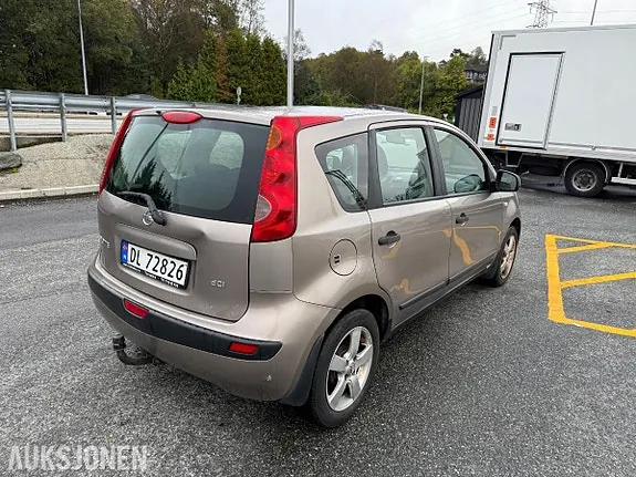 Nissan Note 2007 photo 5