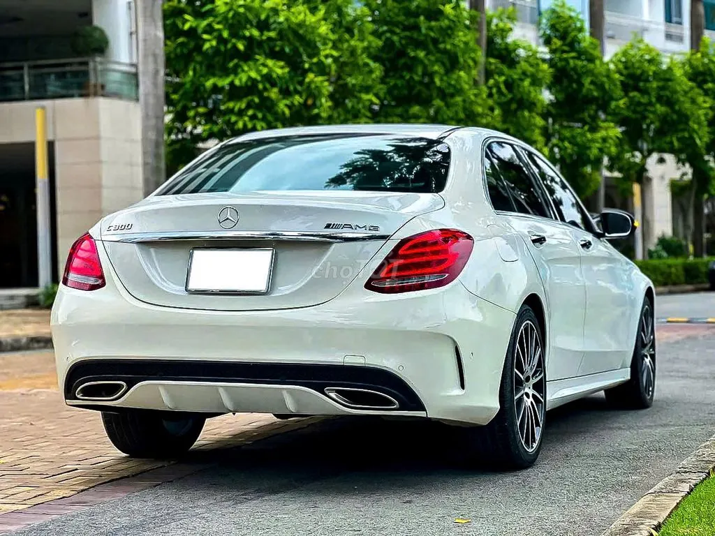 Mercedes-Benz C-Class 2018 photo 4