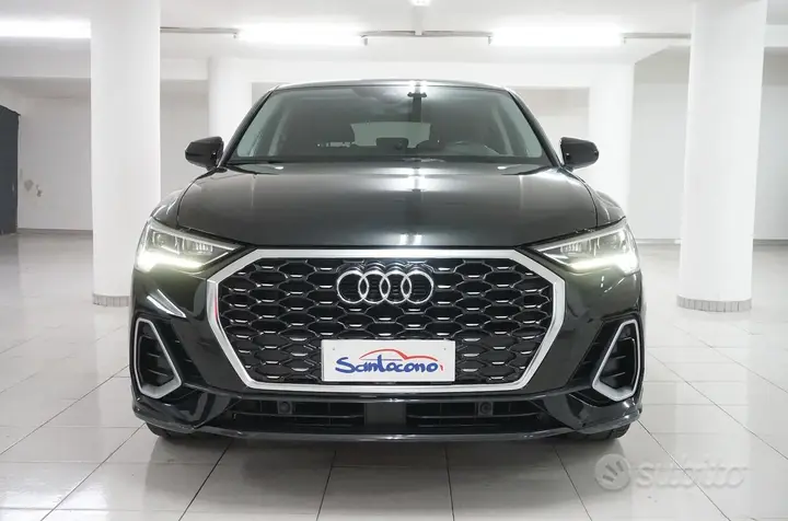 Audi Q3 2023 photo 2