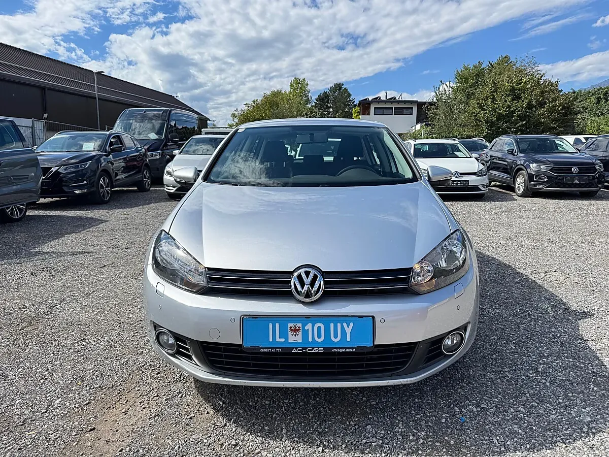 Volkswagen Golf 2012 photo 2