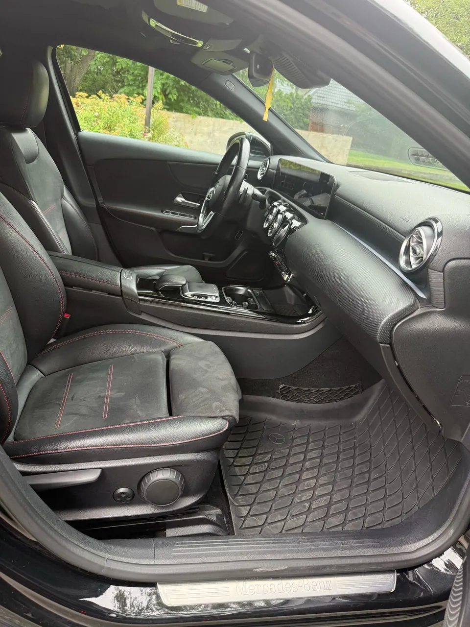 Mercedes-Benz A-Class 2019 photo 3