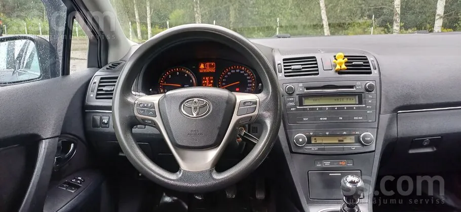 Toyota Avensis 2010 photo 5