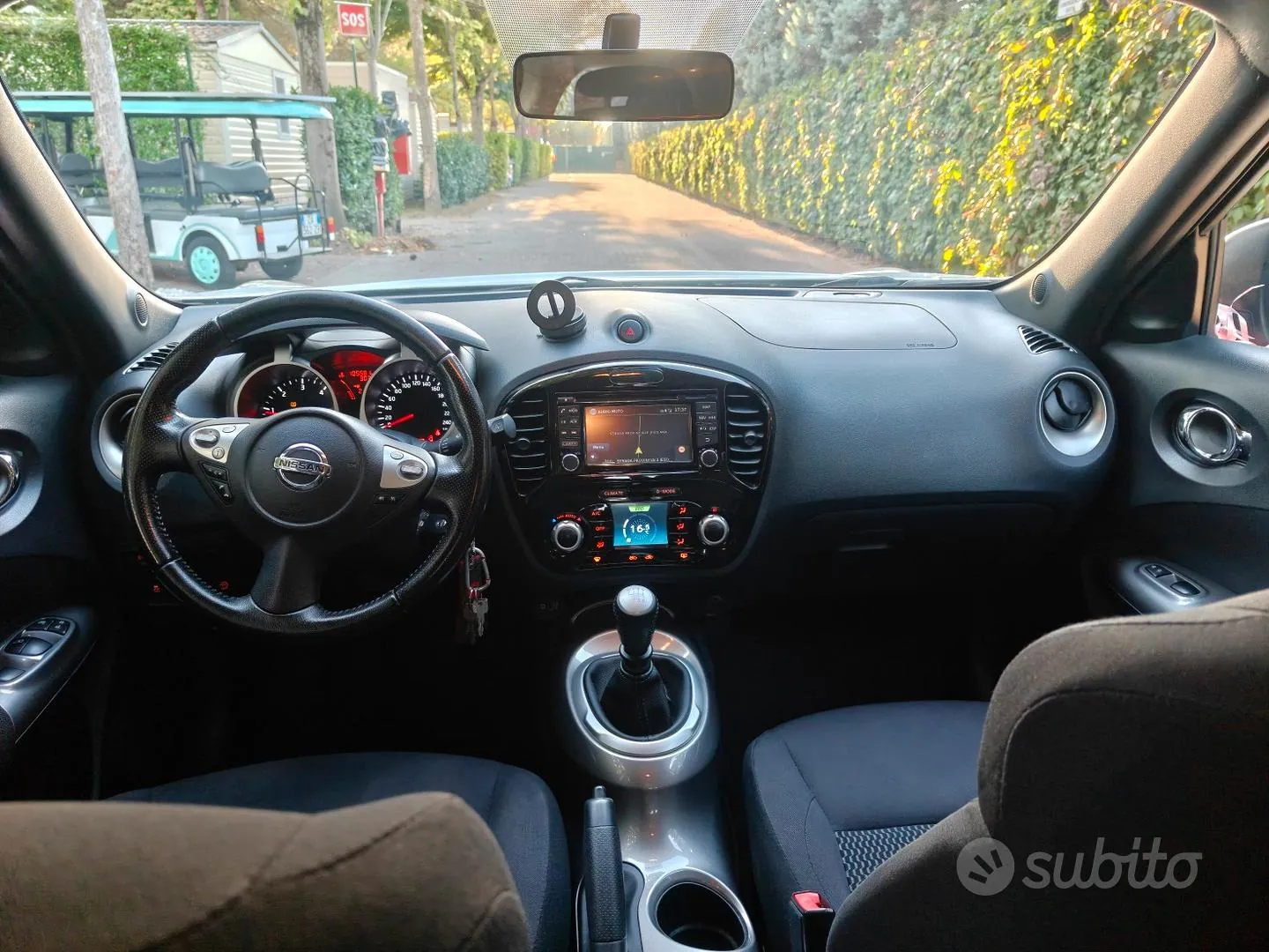 Nissan Juke 2016 photo 2