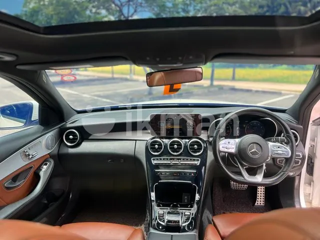 Mercedes-Benz C200 2018 photo 3