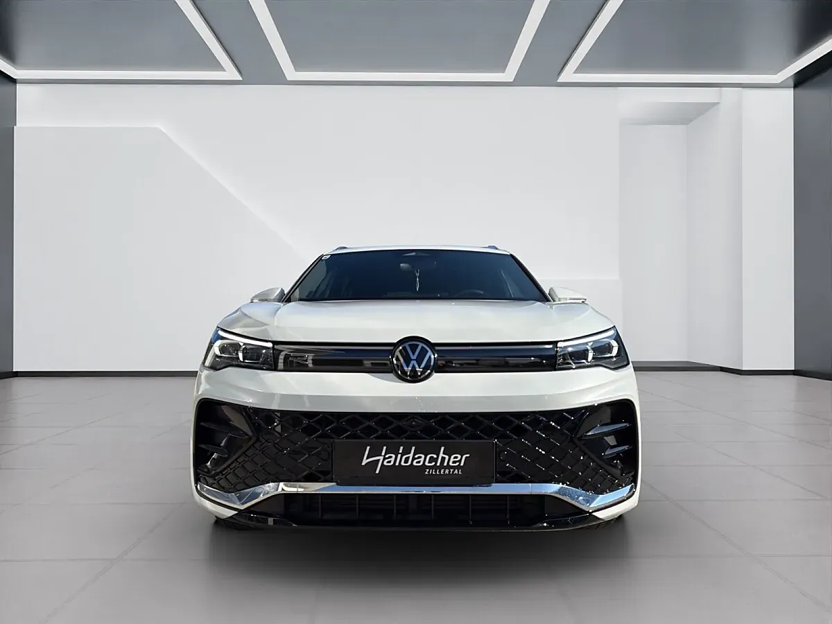 Volkswagen Tiguan 2025 photo 3