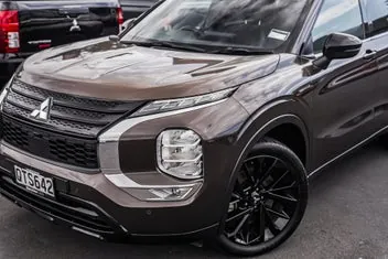 Mitsubishi Outlander 2024 photo 3