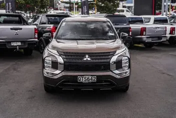Mitsubishi Outlander 2024 photo 5