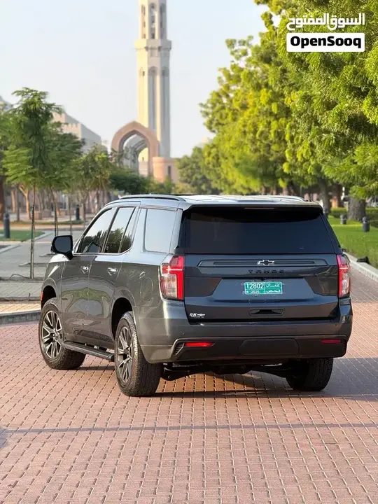 Chevrolet Tahoe 2021 photo 2