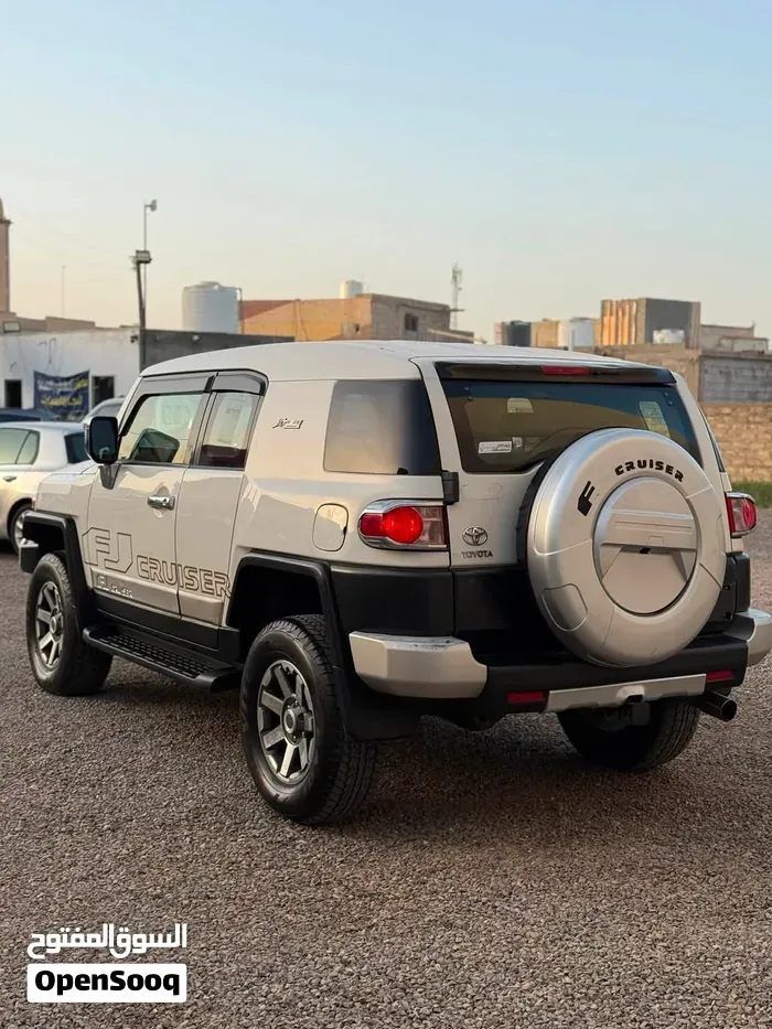 Toyota Fj