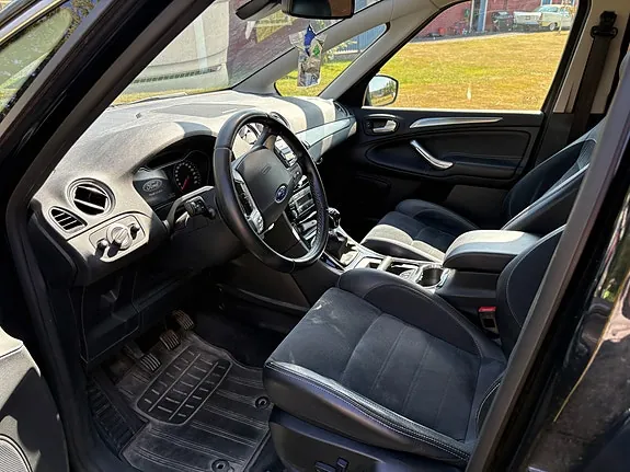 Ford S-Max 2014 photo 4