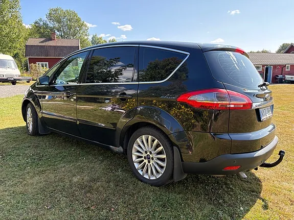 Ford S-Max 2014 photo 2