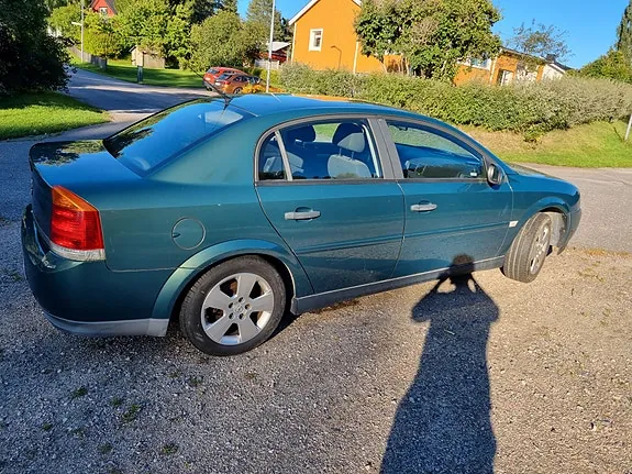 Opel Vectra 2002 photo 2