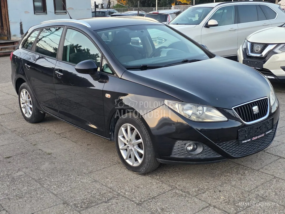 Seat Ibiza 2011 photo 2