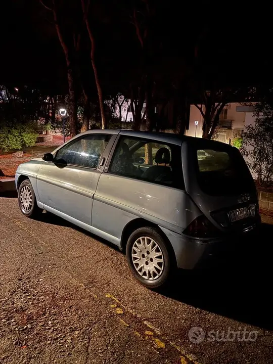 Lancia Y 2003 photo 3