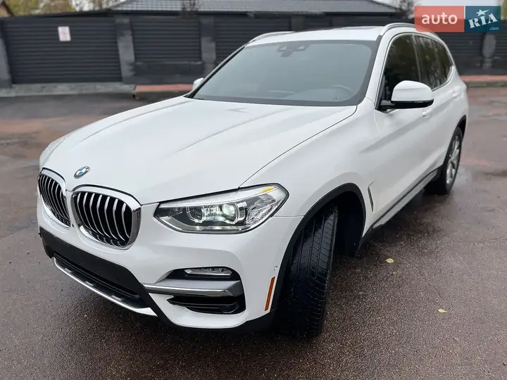 BMW X3 2019 photo 2