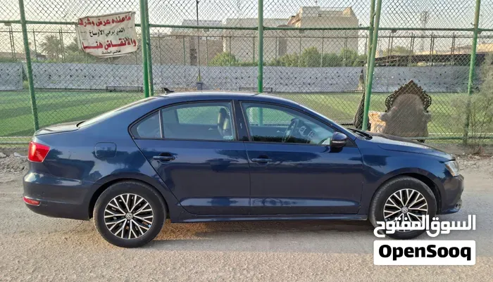 Volkswagen Jetta 2012 photo 4