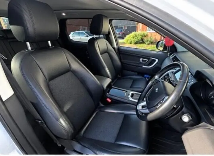 Land Rover Discovery Sport 2015 photo 5