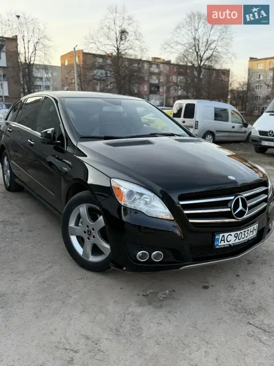 Mercedes-Benz R-Class
