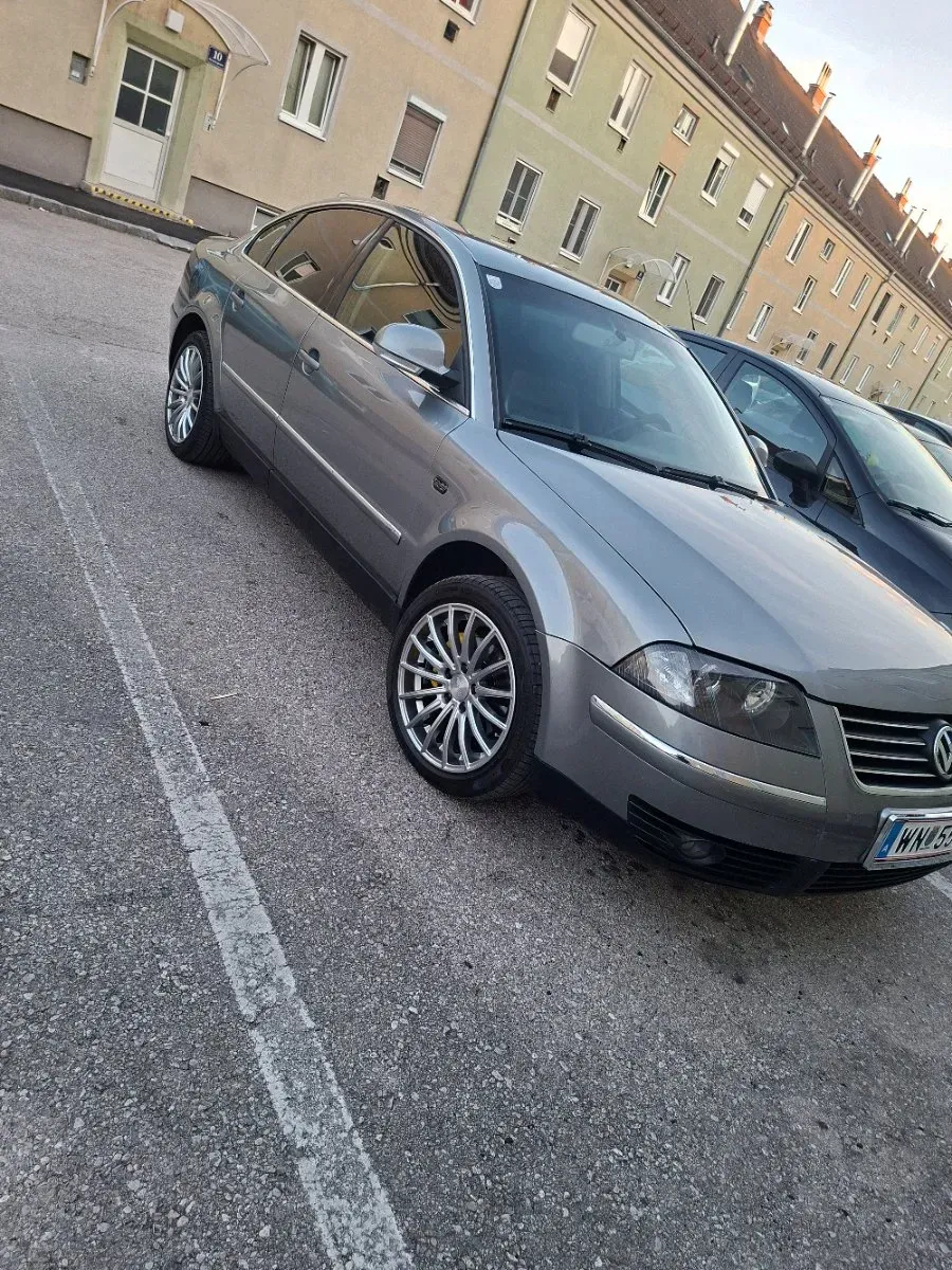 Volkswagen Passat 2004 photo 2