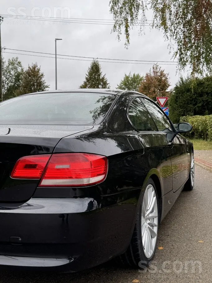 BMW 330 2006 photo 5