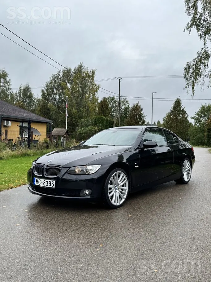 BMW 330