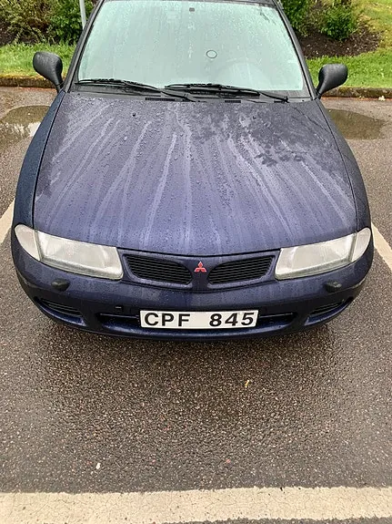 Mitsubishi Carisma