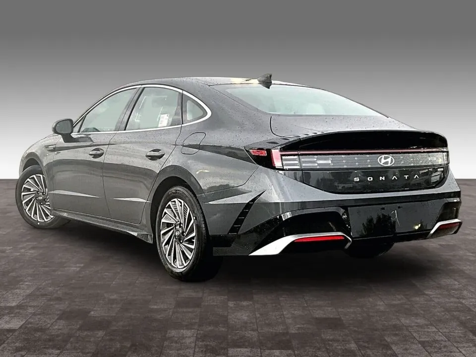 Hyundai Sonata 2026 photo 3