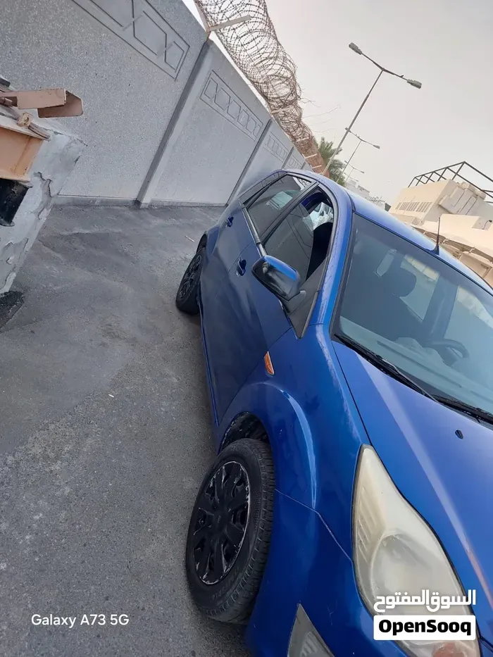 Ford Figo 2013 photo 3