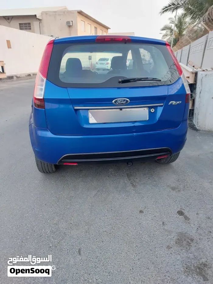 Ford Figo 2013 photo 2