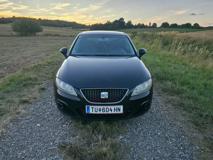 Seat Exeo 2009 photo 2