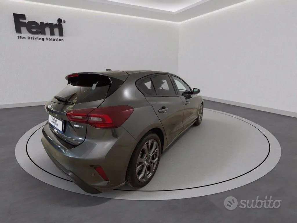 Ford Focus 2023 photo 5
